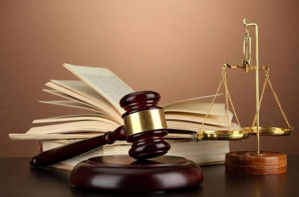 مزایای کمک گرفتن از وکیل